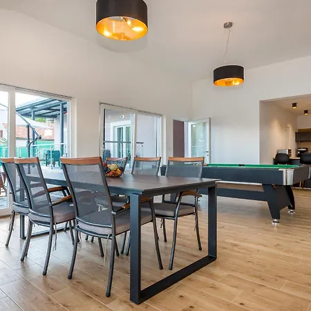 Gorgeous In With Sauna Nyaraló Siverić