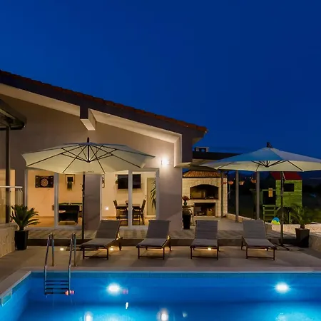 Gorgeous In With Sauna Nyaraló *