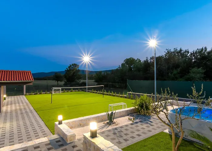 Gorgeous In With Sauna Vakantiehuis Siveric