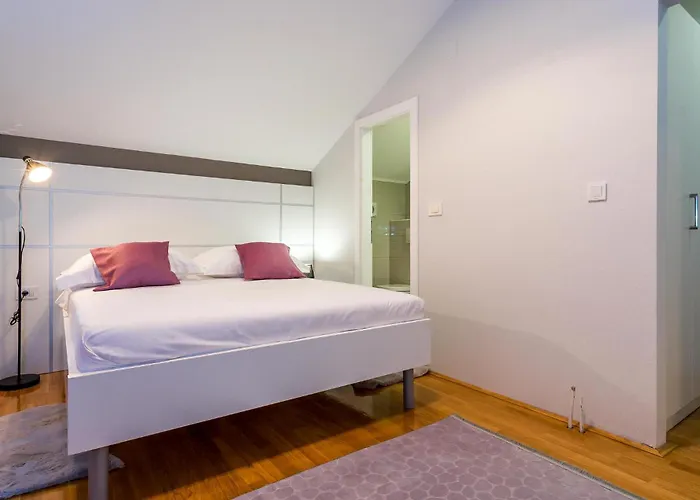 Gorgeous In With Sauna Vakantiehuis Siveric